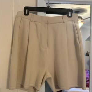 dh NEW YORK High Waist Cream Shorts
